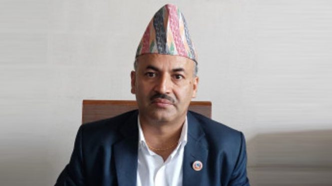 अध्यागमन कार्यालयबाट मन्त्रालय तानिएलगत्तै सहसचिव तीर्थराज भट्टराई अख्तियारको नियन्त्रणमा