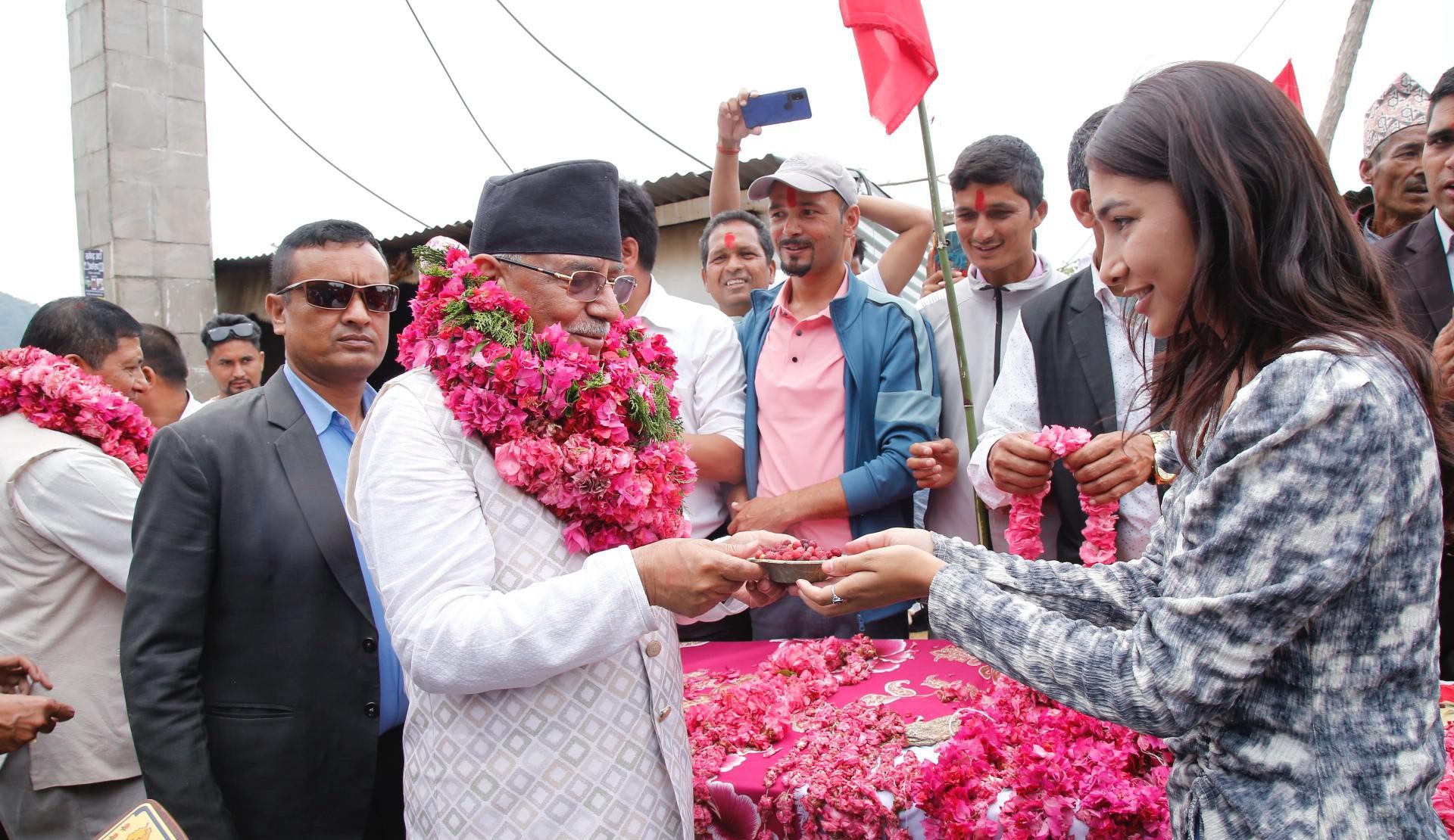 पश्चिम सेती जलविद्युत परियोजना माओवादीले अघि बढाएको हो : प्रचण्ड