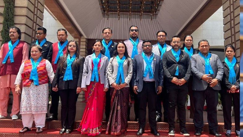 प्रतिनिधि सभा बैठकमा रास्वपाका सांसदहरूले निलो खादा लगाएर आएकोप्रति कांग्रेसको नियमापत्ति