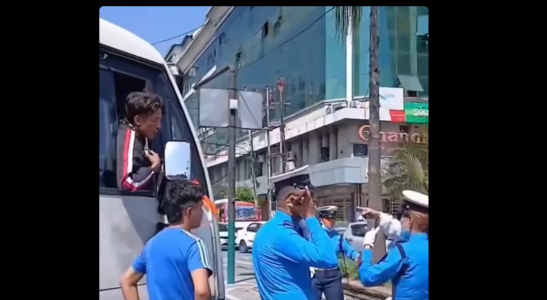 बसमा आगो लगाउनुअघि चालकले भनेका थिए- ‘ट्राफिकले दुःख दियो अब मेरो लास निस्किन्छ’