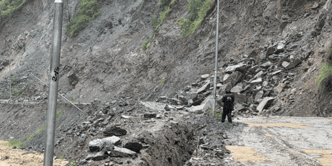 अविरल वर्षाले देशभरका राजमार्ग प्रभावित, दर्जनौँ सडकखण्ड अवरुद्ध