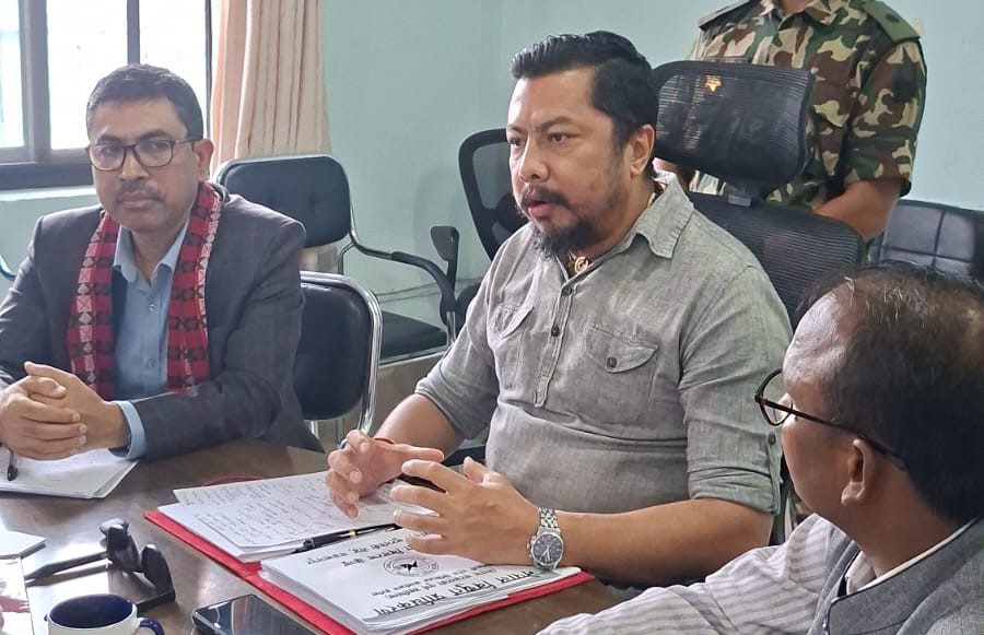बिजुलीको बिल मोबाइलबाटै डिजिटलरुपमा तिर्ने प्रणाली सहज बनाउन ऊर्जामन्त्री श्रेष्ठको निर्देशन
